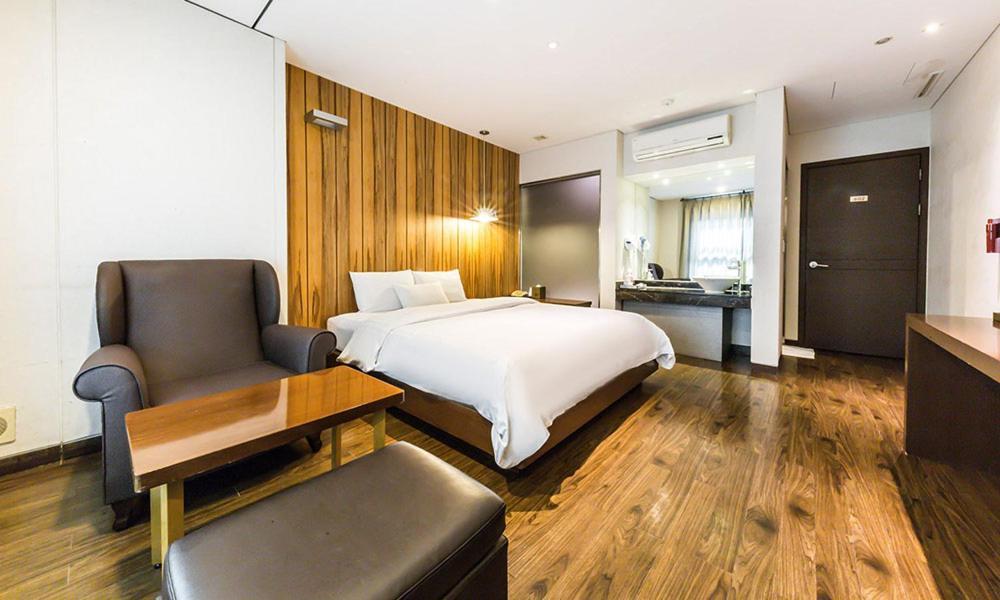 Yeongdeungpo Lifestyle F Hotel Seúl Exterior foto