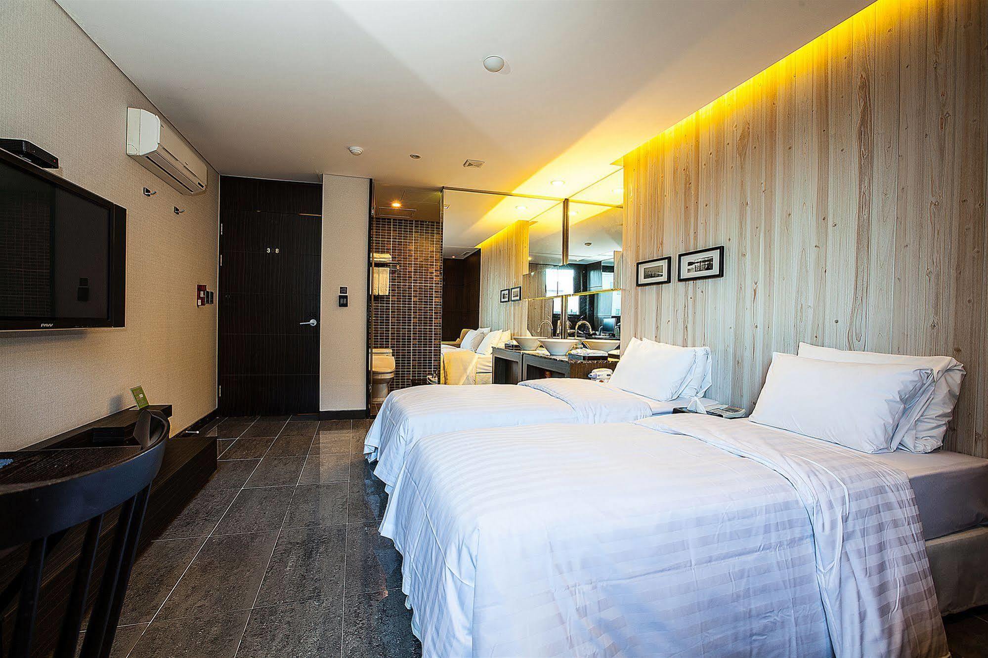 Yeongdeungpo Lifestyle F Hotel Seúl Exterior foto