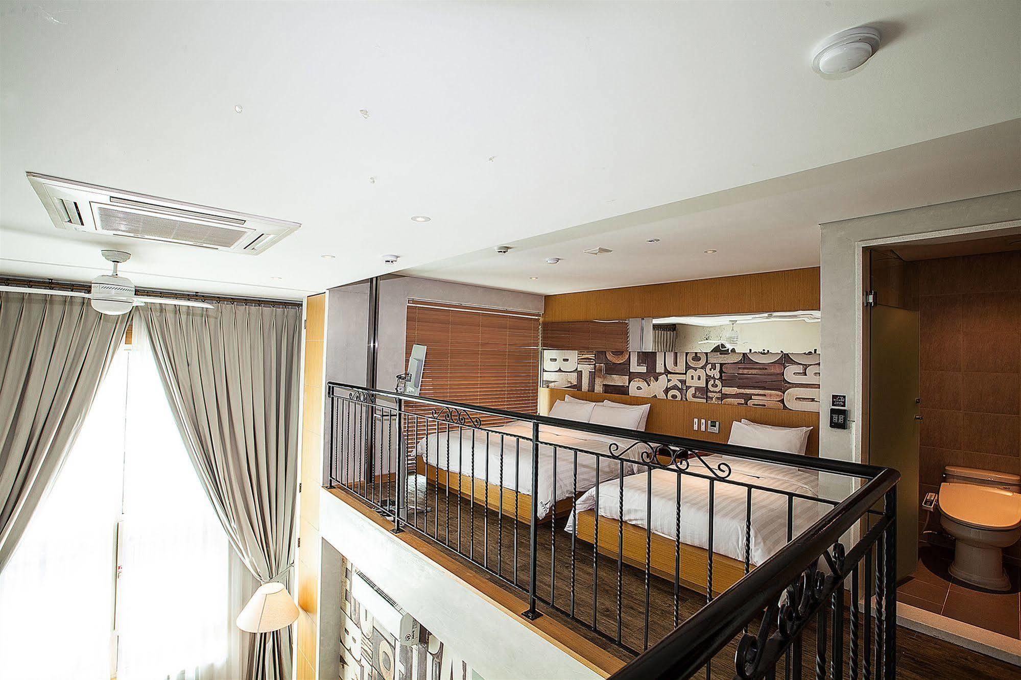 Yeongdeungpo Lifestyle F Hotel Seúl Exterior foto