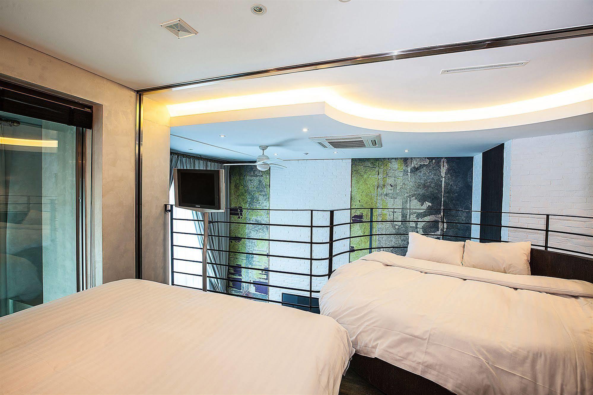 Yeongdeungpo Lifestyle F Hotel Seúl Exterior foto